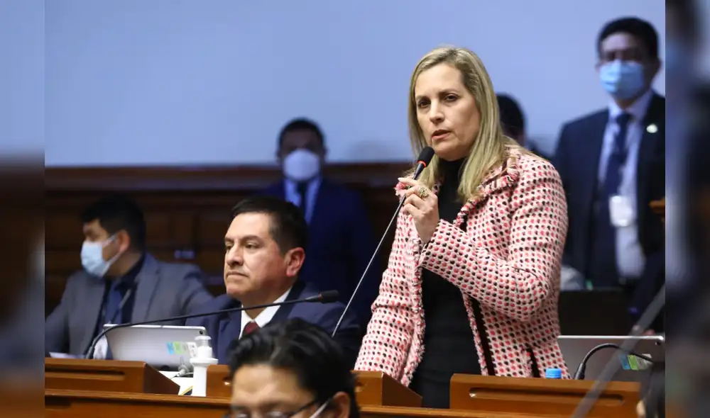 Punto Final reveló que otros congresistas como Álex Paredes y Patricia Chirinos también realizaron gastos considerables en hoteles durante eventos internacionales. Foto: difusión.