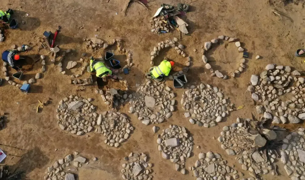 Desenterraron tumbas de 41 círculos de piedras. Foto: Historical Museum Desenterraron tumbas de 41 círculos de piedras. Foto: Historical Museum