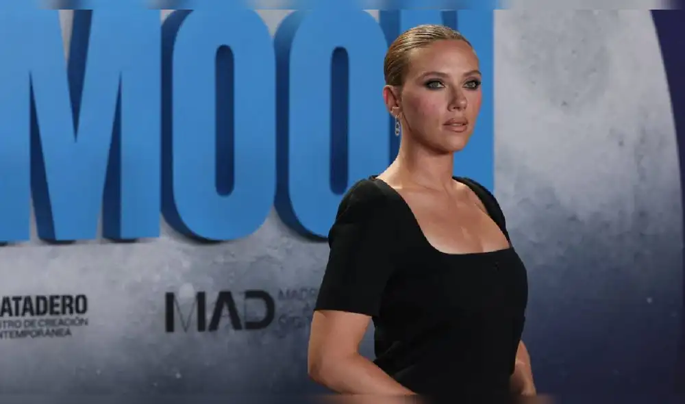 Actriz Scarlett Johansson, promociona 'Fly me to the moon', una comedia romántica política.  Foto: AFP