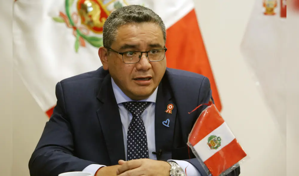 Luis Herrera informó que ni Hernando de Soto sabía de la afiliación de Santivañez al partido Progresemos. |Foto: Carlos Contreras / La República. Luis Herrera informó que ni Hernando de Soto sabía de la afiliación de Santivañez al partido Progresemos. |Foto: Carlos Contreras / La República.