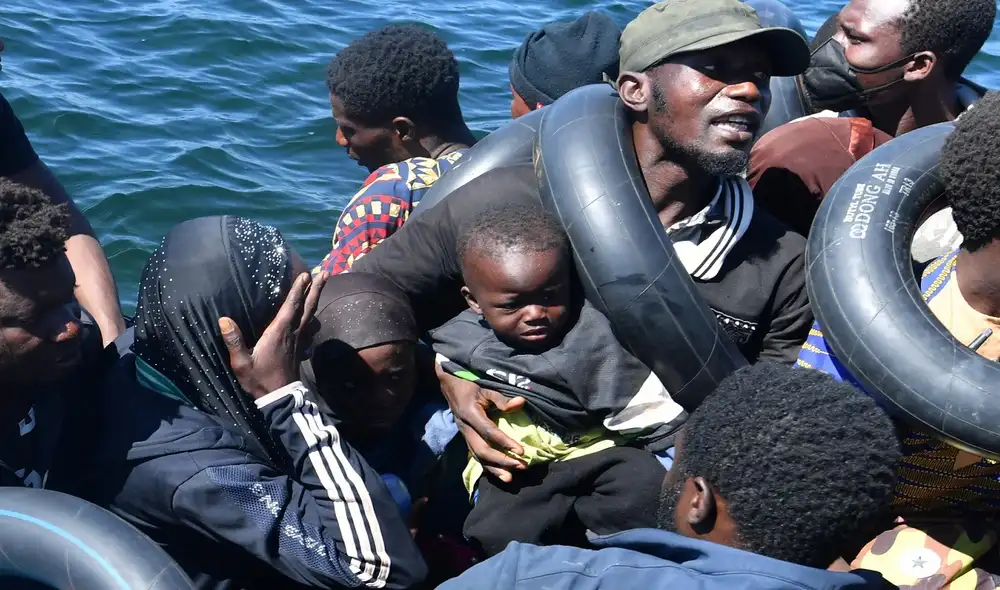 La migración africana y árabe es combatida por los Gobiernos de ultraderecha de Europa. Foto: AFP La migración africana y árabe es combatida por los Gobiernos de ultraderecha de Europa. Foto: AFP