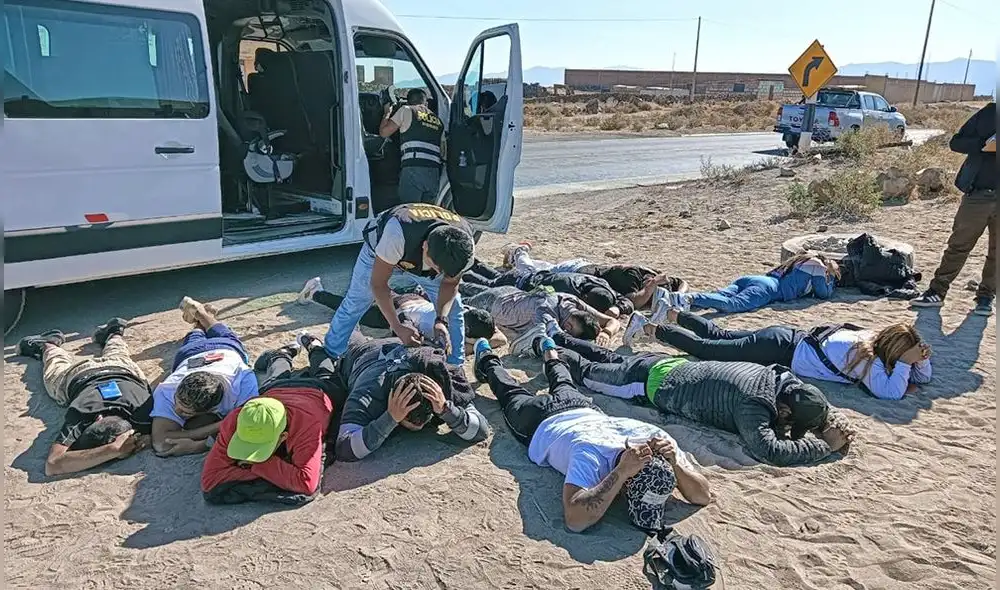 Sujetos detenidos en carretera Arequipa-Puno tienen antecedentes. Foto: PNP