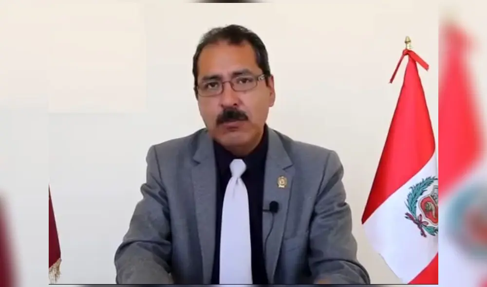 Carlos Infante, catedrático de la Universidad San Cristóbal de Huamanga