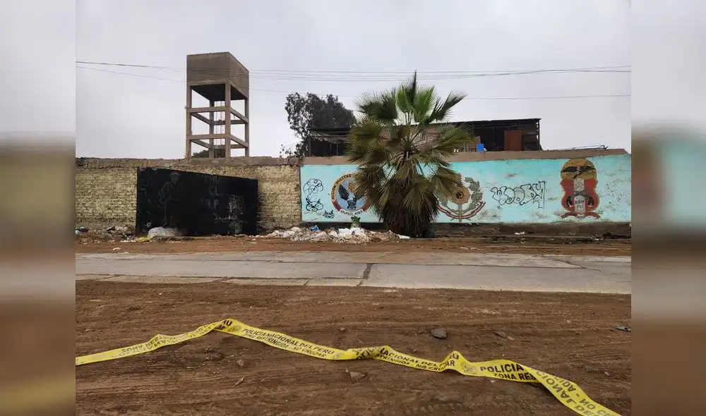 Los forenses confirmaron que la víctima era una mujer. Foto: Osmer Mina /URPI-LR Los forenses confirmaron que la víctima era una mujer. Foto: Osmer Mina /URPI-LR