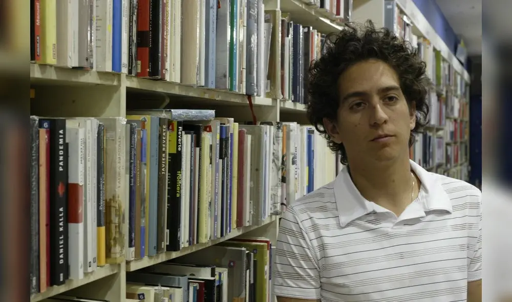 Daniel Alarcón. Daniel Alarcón.