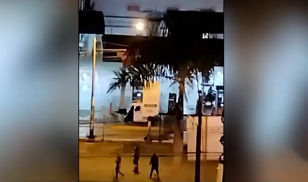 La policía detuvo a 4 implicados en el enfrentamiento.  Foto: captura Latina