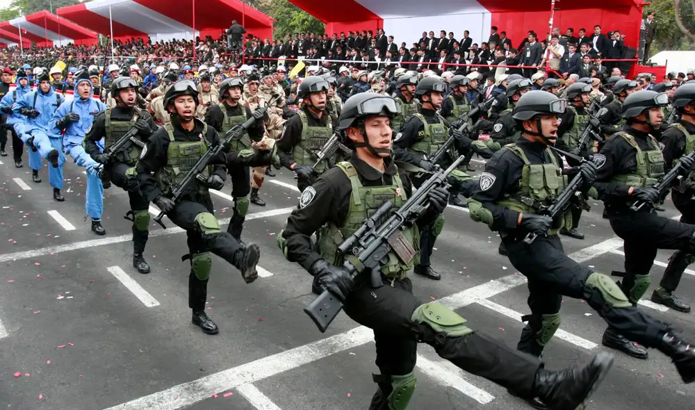 Se estima que el Desfile Cívico Militar tenga una duración de 3 horas. Foto: Andina Se estima que el Desfile Cívico Militar tenga una duración de 3 horas. Foto: Andina
