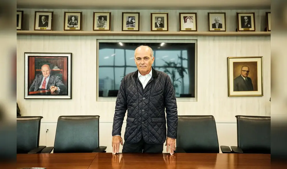 Roque Benavides señala que todos los peruanos deberían estar inscritos en un partido político. Roque Benavides señala que todos los peruanos deberían estar inscritos en un partido político.