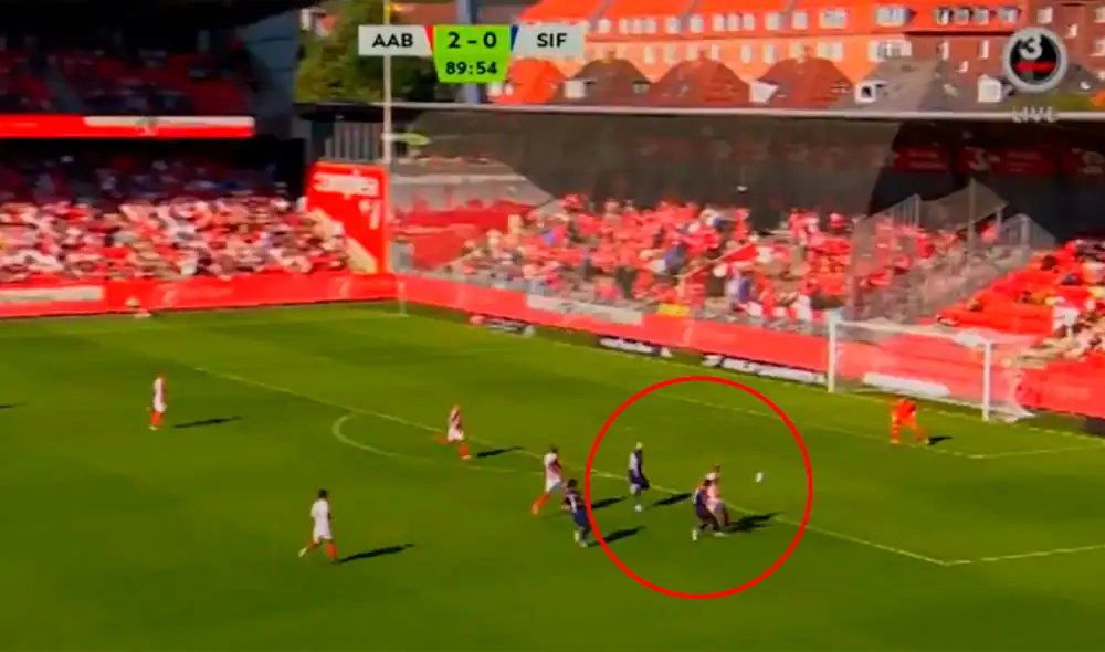 Oliver Sonne podría vivir sus últimos partidos en Silkeborg. Foto: composición LR/captura de Pushgoals