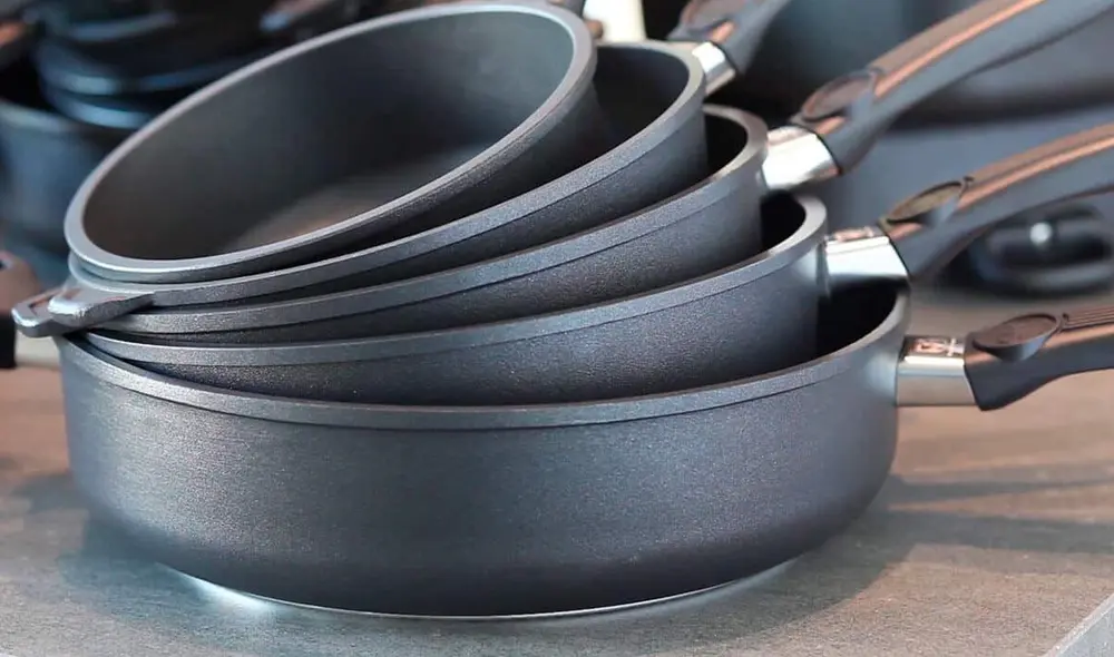 Qué es la "Gripe del Teflón" y por qué ha puesto en alerta a las autoridades en Estados Unidos. Foto: Conasi