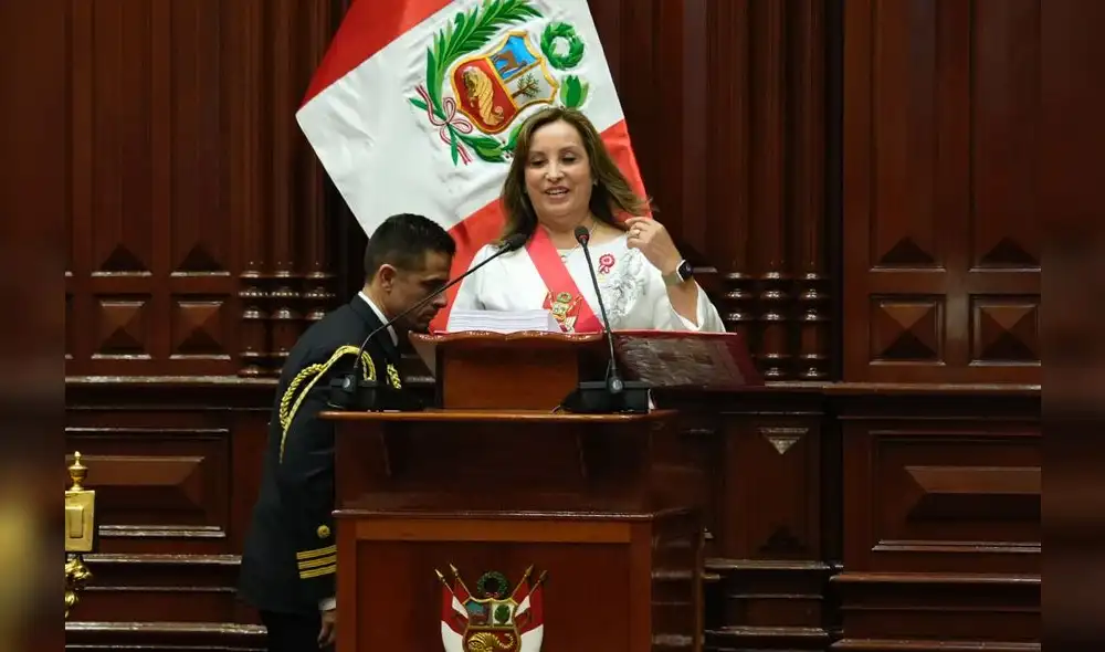 Dina Boluarte, un mensaje largo, cargado de demagogia y alejado de la realidad. Foto: John Reyes / LR