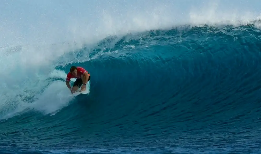 El mexicano salió eliminado de Surf tras perder ante Joan Duru tras una serie muy impresionante. Foto: X/@enlaceacancha
