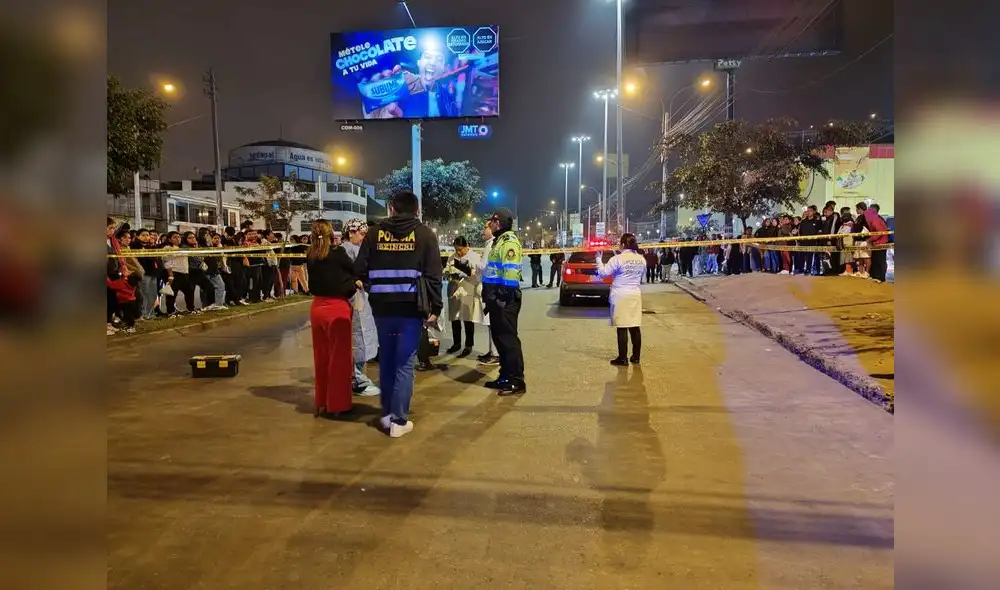 Eran aproximadamente las 8 y 40 de la noche de este 28 de julio cuando un delincuente descendió de una moto lineal y abrió fuego contra Gilmer Iman Gomez. Créditos: Miguel Calderón / URPI-LR Eran aproximadamente las 8 y 40 de la noche de este 28 de julio cuando un delincuente descendió de una moto lineal y abrió fuego contra Gilmer Iman Gomez. Créditos: Miguel Calderón / URPI-LR