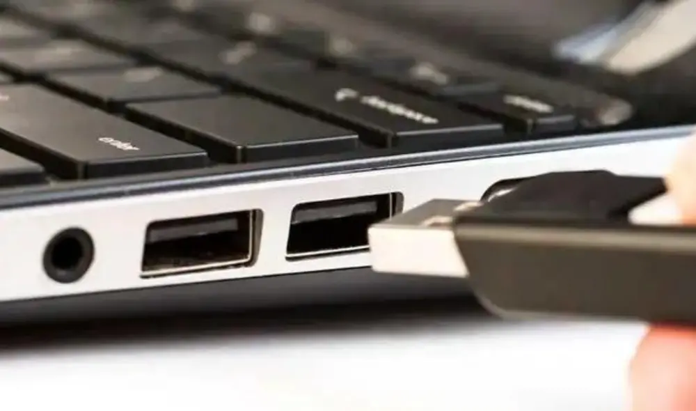 Puede deberse a que tu PC no reconoce el USB a falta de controladores actualizados. Foto: La Razón. Puede deberse a que tu PC no reconoce el USB a falta de controladores actualizados. Foto: La Razón.