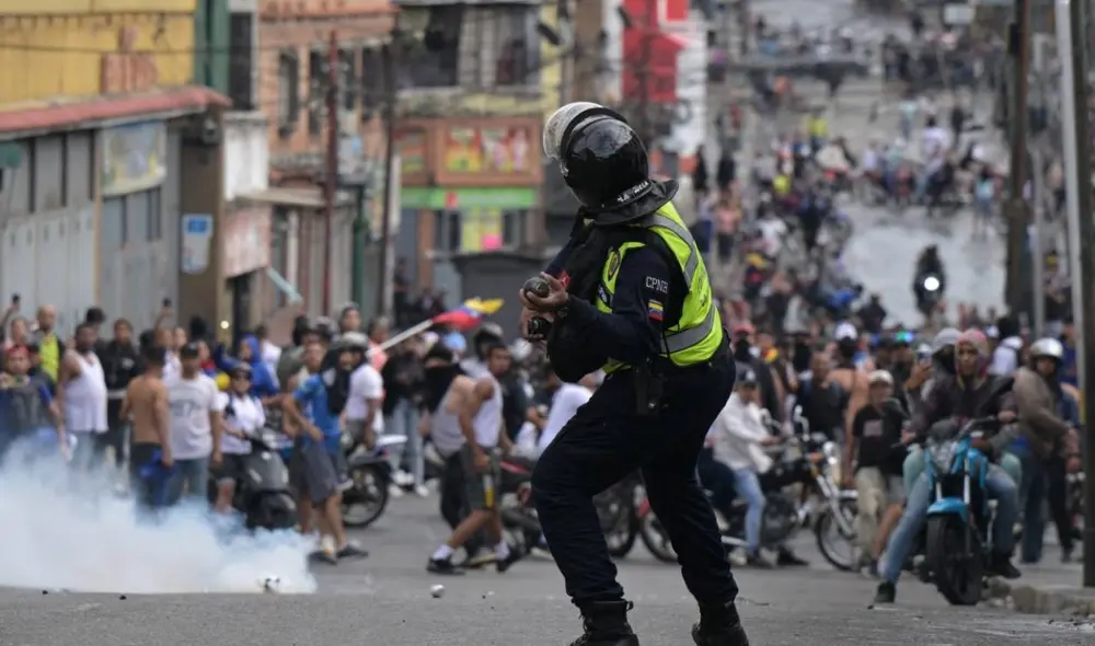 Maduro acusó a los protestantes de estar bajo un pago. Foto: AFP