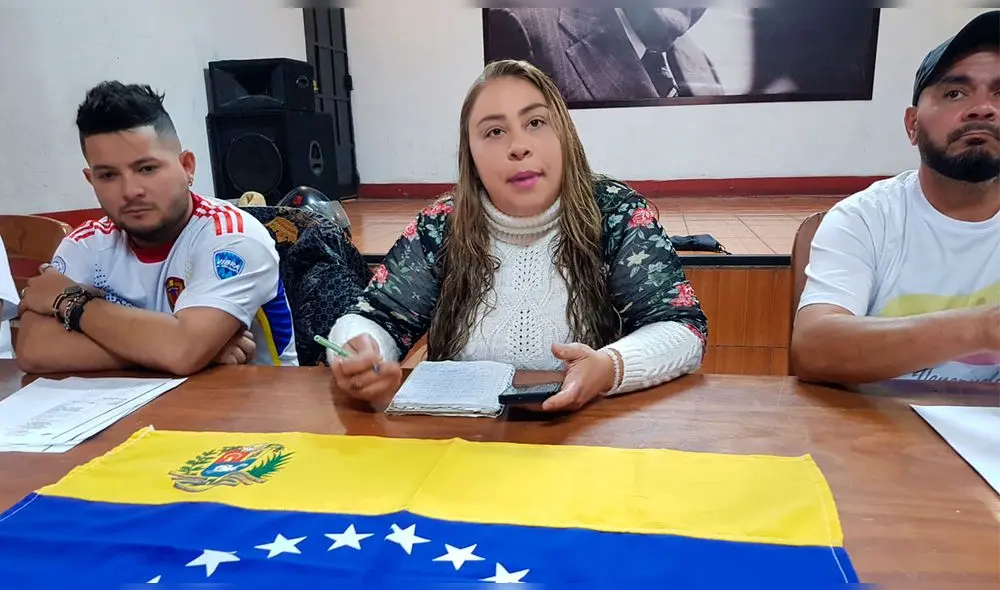 Vocera de colectivo venezolano resaltó que ahora es más difícil salir del Perú porque es imposible realizar el trámite del pasaporte. Foto: Wilder Pari/LR