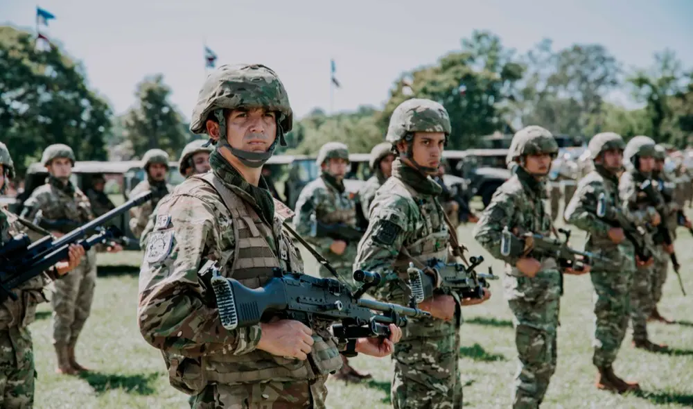 El país que supera a Estados Unidos con el arma más letal del mundo: es eficaz en tormentas de lluvia o de arena. Foto: Misiones ARG