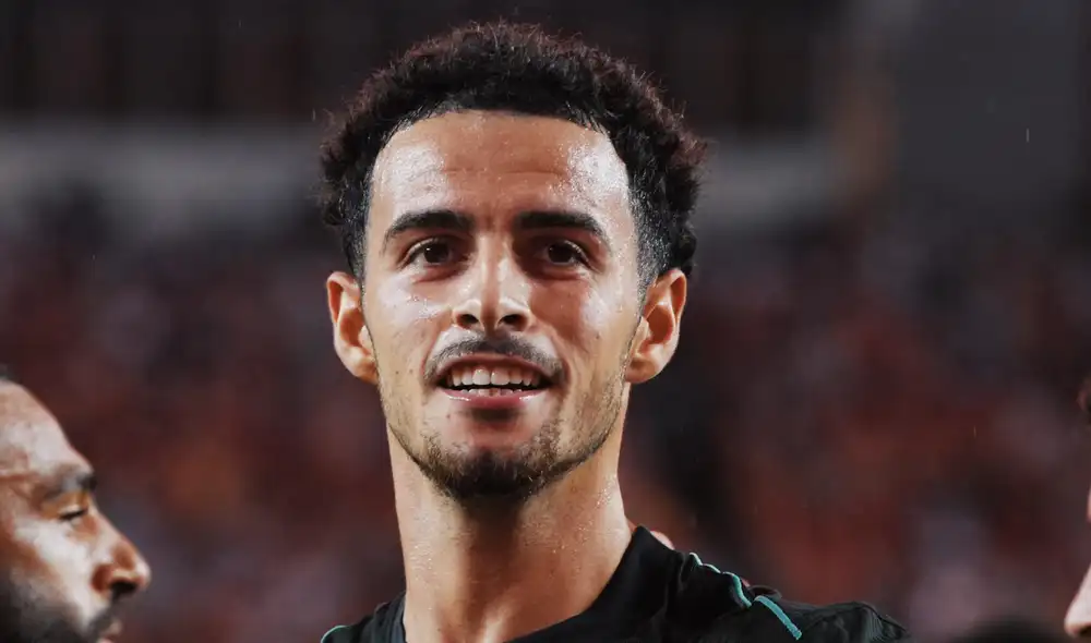 Liverpool goleó 3-0 y se prepara para su regreso a la Premier League