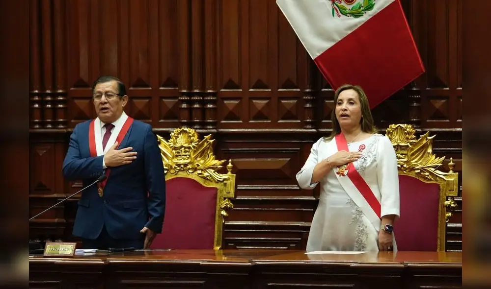 Eduardo Salhuana fue recibido con honores a su llegada a Palacio. Foto: John Reyes/La República Eduardo Salhuana fue recibido con honores a su llegada a Palacio. Foto: John Reyes/La República