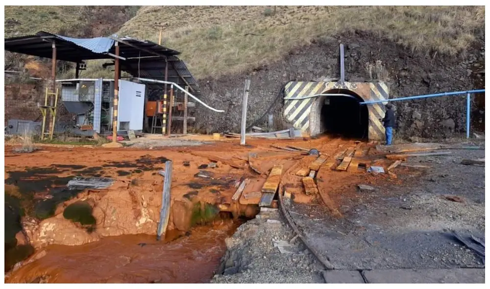 La empresa estatal AMSAC aplica labores de remediación en Pushaquilca desde 2023, que es muy diferente al lugar donde se originó la emergencia ambiental. La empresa estatal AMSAC aplica labores de remediación en Pushaquilca desde 2023, que es muy diferente al lugar donde se originó la emergencia ambiental.