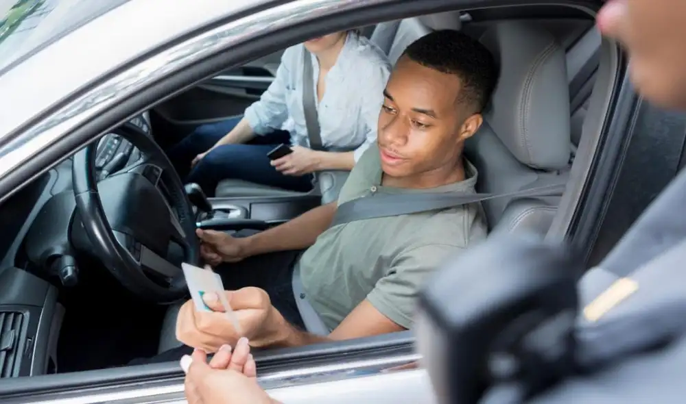 Se está llevando a cabo una iniciativa para hacer más eficientes las operaciones de la Secretaría de Estado de Illinois. Foto: Freepik