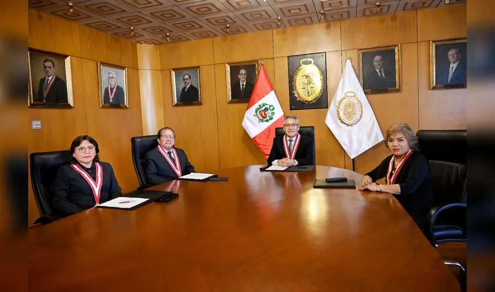 Junta de Fiscales supremos advierten que ley de impunidad vulnera la autonomía de magistrados Junta de Fiscales supremos advierten que ley de impunidad vulnera la autonomía de magistrados