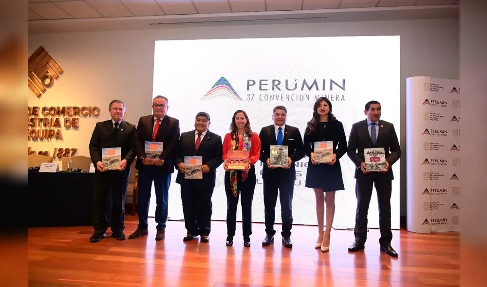 Lanzamiento conto con la presencia politica y civil en su conferencia. Fuente: Difusión