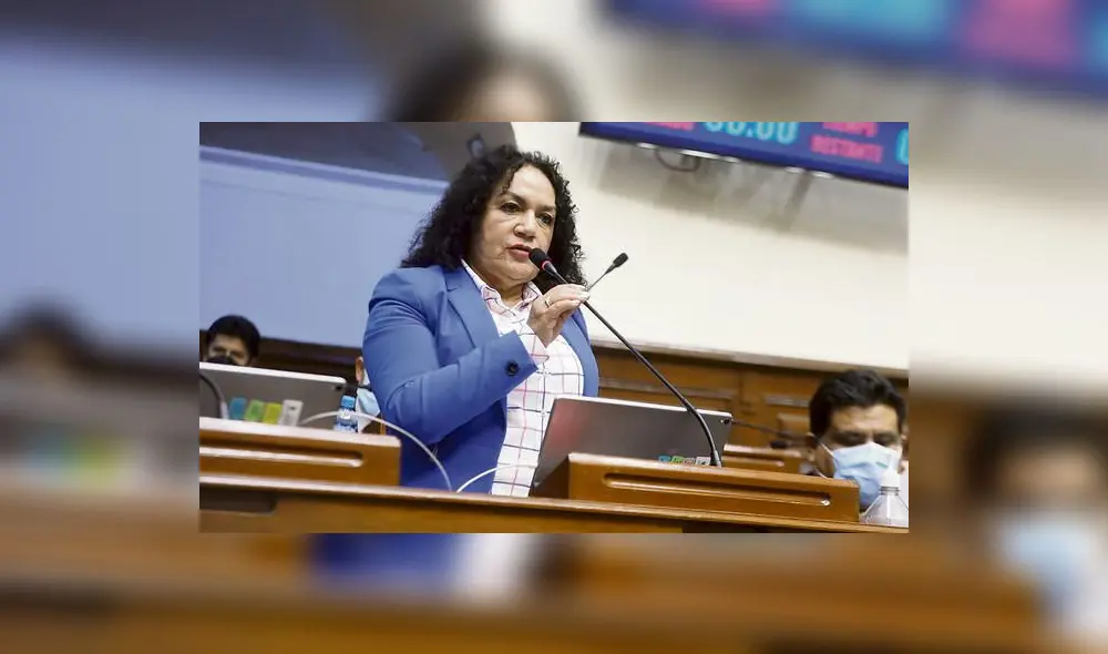 Congresista María Acuña se perfila para presidir la Subcomisión de Acusaciones Constitucionales