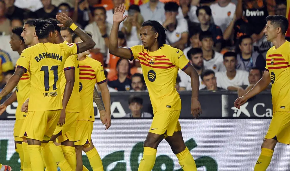 Barcelona le dio vuelta a Valencia por el arranque de LaLiga de España. Foto: AFP Barcelona le dio vuelta a Valencia por el arranque de LaLiga de España. Foto: AFP