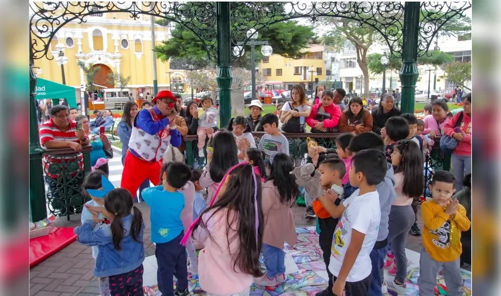 Juego, diversión y unión familiar en Surco por el Día del Niño. Juego, diversión y unión familiar en Surco por el Día del Niño.