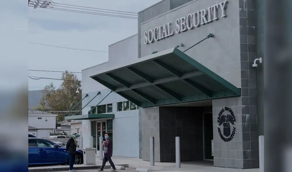 El Seguro Social del país norteamericano es un programa federal que proporciona diversos beneficios a millones de ciudadanos. Foto: Composición LR
