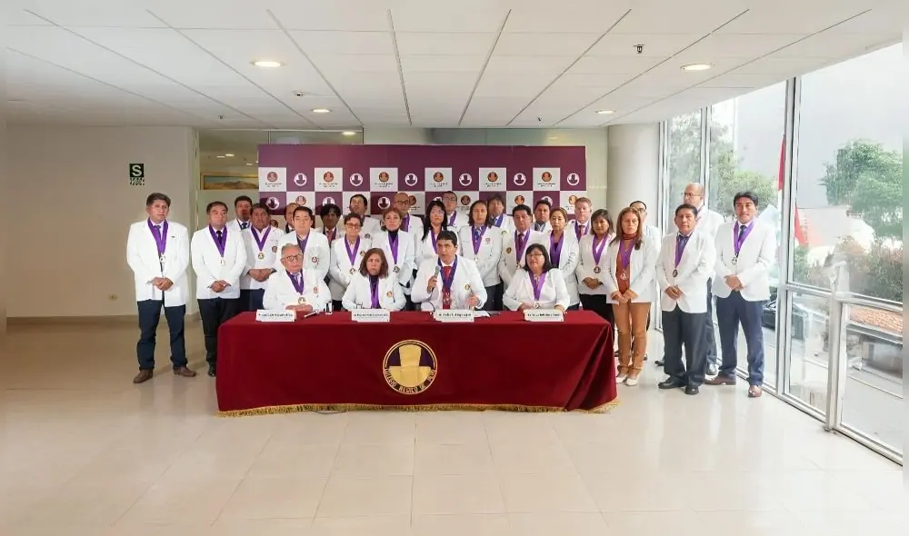 Pronunciamiento. Los decanos de los consejos regionales del CMP se reunieron para analizar la situación de la salud y decidieron pedir la salida de Vásquez. Pronunciamiento. Los decanos de los consejos regionales del CMP se reunieron para analizar la situación de la salud y decidieron pedir la salida de Vásquez.