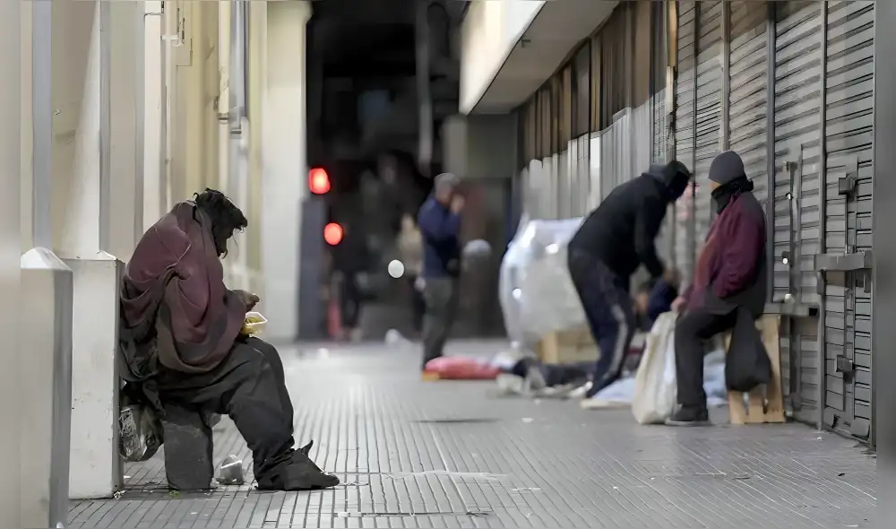 La educación y la capacitación laboral jugarán un papel crucial en este esfuerzo, preparando a la fuerza laboral para los empleos del futuro y ayudando a cerrar la brecha de desigualdad. Foto: AFP La educación y la capacitación laboral jugarán un papel crucial en este esfuerzo, preparando a la fuerza laboral para los empleos del futuro y ayudando a cerrar la brecha de desigualdad. Foto: AFP