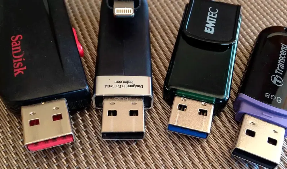 Aunque parecen agujeros sin importancia, son muy relevantes. Foto: adslzone Aunque parecen agujeros sin importancia, son muy relevantes. Foto: adslzone