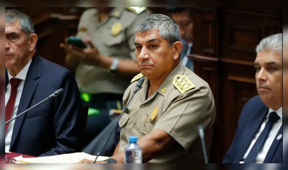 Víctor Zanabría asumió la jefatura de la PNP tras la salida de Jorge Angulo. Foto: La República. Víctor Zanabría asumió la jefatura de la PNP tras la salida de Jorge Angulo. Foto: La República.