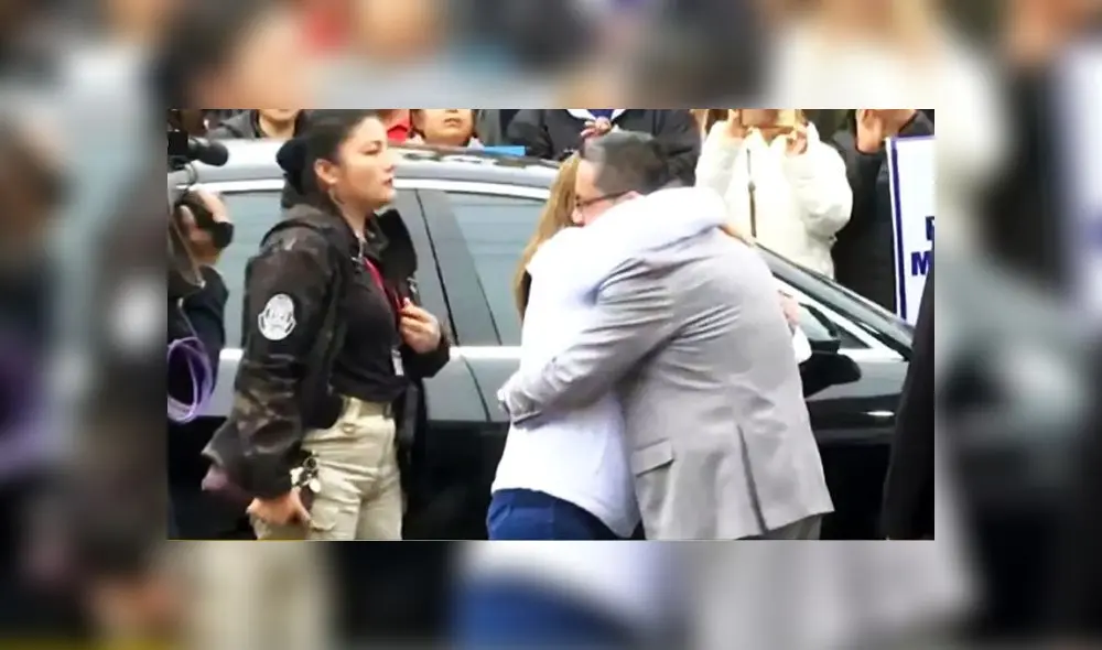 Un abrazo público confirma el respaldo de Boluarte al ministro del Interior.