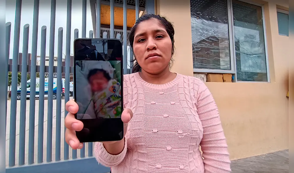 Norma Farro busca asistencia médica para su hijo recién nacido. Foto: LR/Emmanuel Moreno