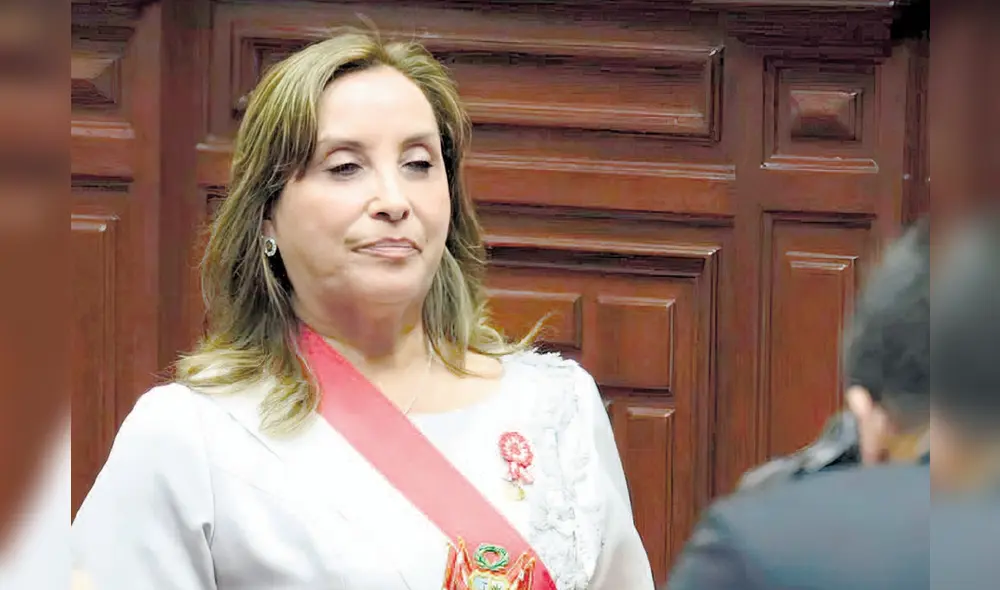 Dina Boluarte también estaría evaluando la salida de varios ministros, por lo que no se descarta del ministro de Energía y Minas. Foto: La República.