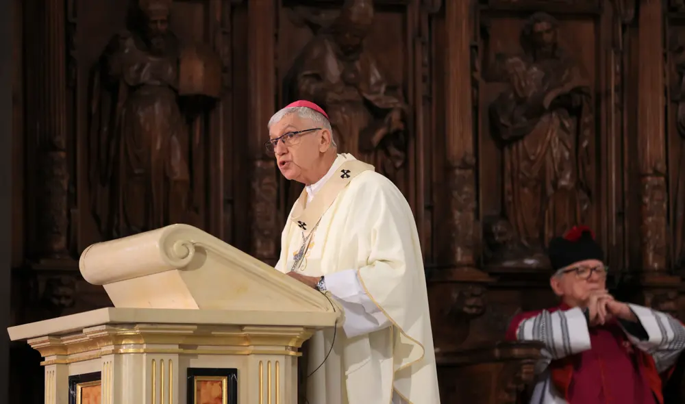 Monseñor Carlos Castillo Monseñor Carlos Castillo