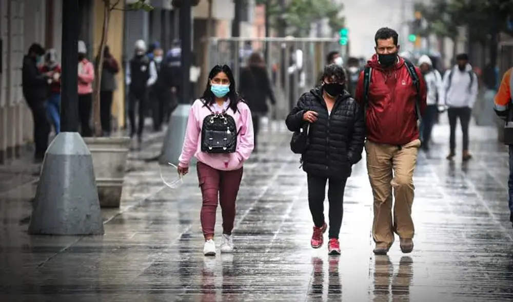 Limeños experimentaron fuerte llovizna este 31 de agosto. Foto: Difusión