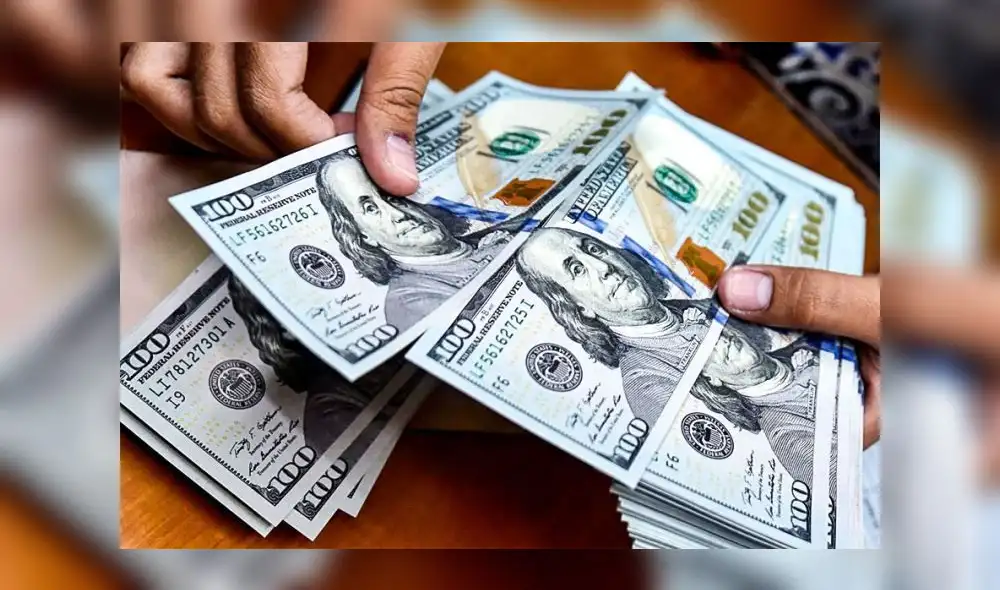 En el mercado paralelo, el dólar está en S/3,740 la compra y S/3,770 la venta. Foto: El Peruano. En el mercado paralelo, el dólar está en S/3,740 la compra y S/3,770 la venta. Foto: El Peruano.