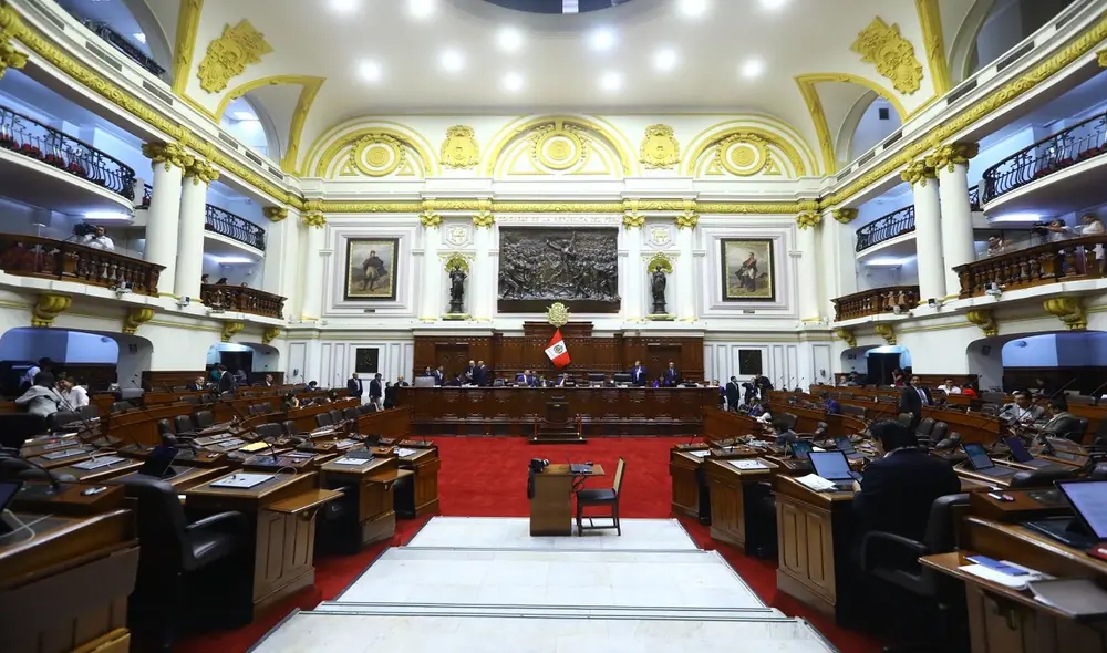 El Congreso recorta facultades a la Fiscalía y continúa avasallando la institucionalidad.