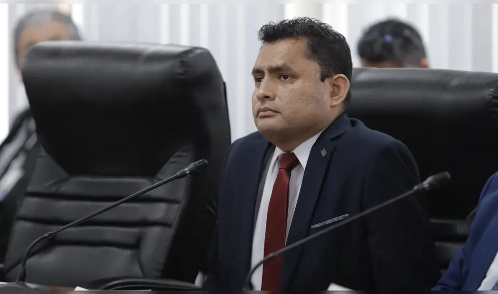 El abogado del capitán de la PNP declaró para un medio de comunicación. Foto: GEC