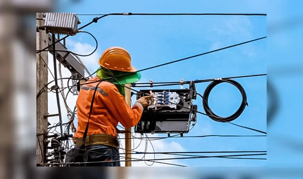Avance. No se detiene el número de hogares que acceden a la fibra óptica. Foto: El Peruano