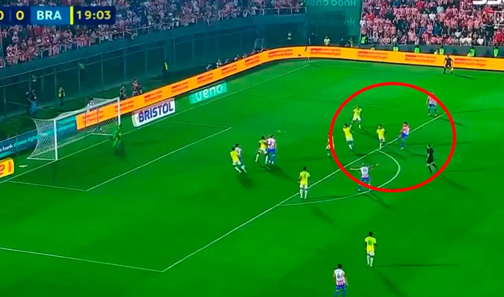 Diego Gomez convirtió el primer tanto de Paraguay sobre Brasil por las Eliminatorias. Foto: captura/Movistar Deportes