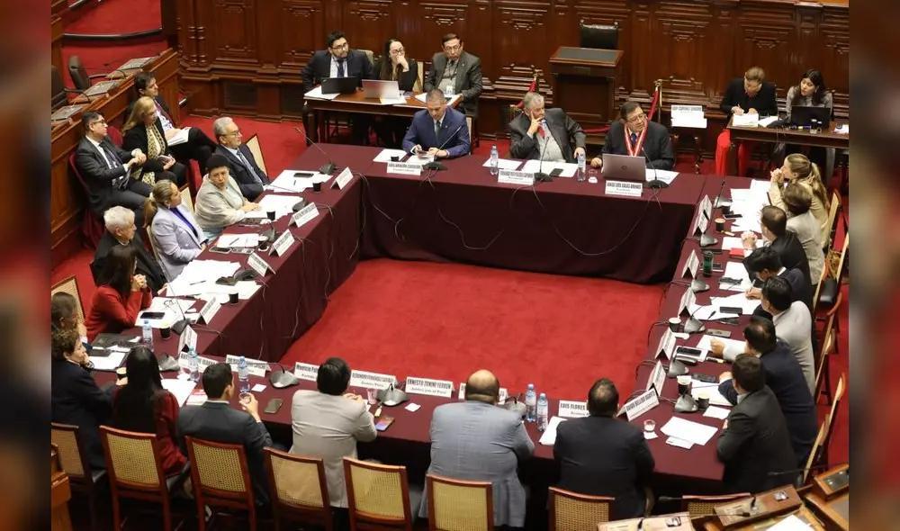 La Comisión de Constitución del Congreso, el feudo del fujimorismo, elaborará el dictamen de las reglas electorales para los comicios del 2026. Foto: JNE La Comisión de Constitución del Congreso, el feudo del fujimorismo, elaborará el dictamen de las reglas electorales para los comicios del 2026. Foto: JNE