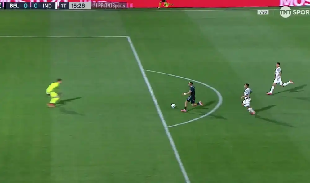 Bryan Reyna volvió a ser titular con Belgrano en la Liga Profesional. Foto: TNT Sports