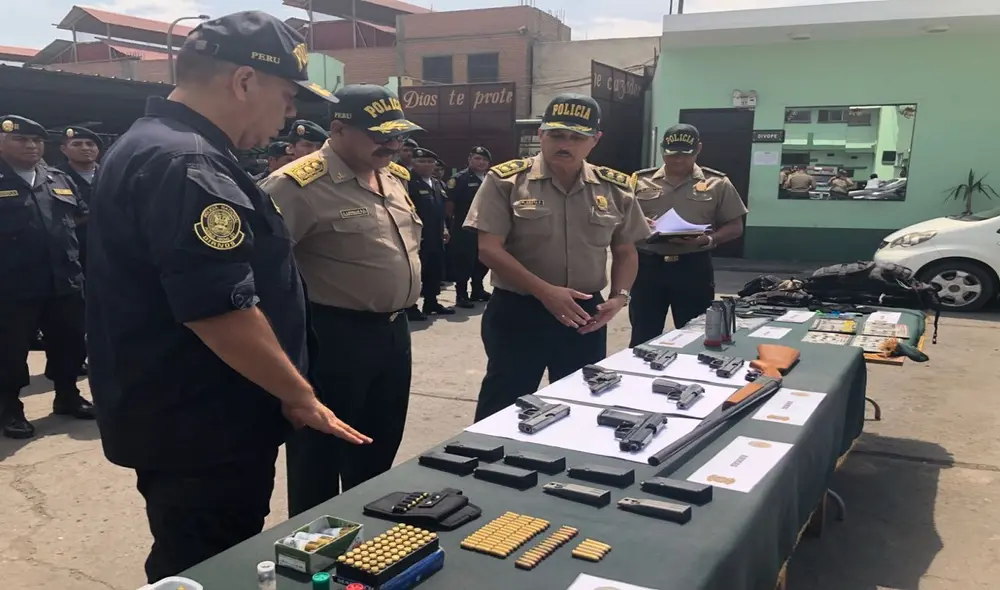 Incautación de armas a la delincuencia por la Policía. Foto: Archivo LR