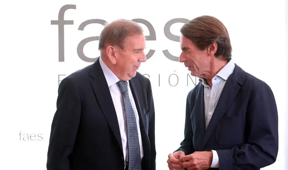 Aznar reconoció a González como el "presidente electo" de Venezuela. Foto: EFE Aznar reconoció a González como el "presidente electo" de Venezuela. Foto: EFE