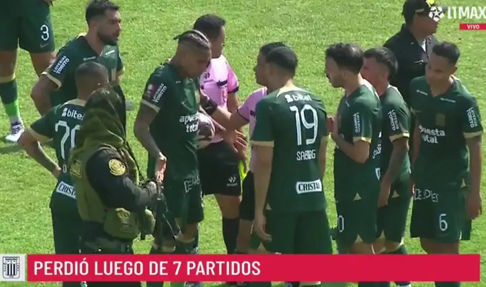 Paolo Guerrero ingresó por Matías Succar en el Alianza Lima vs Atlético Grau. Foto: captura de L1 Max